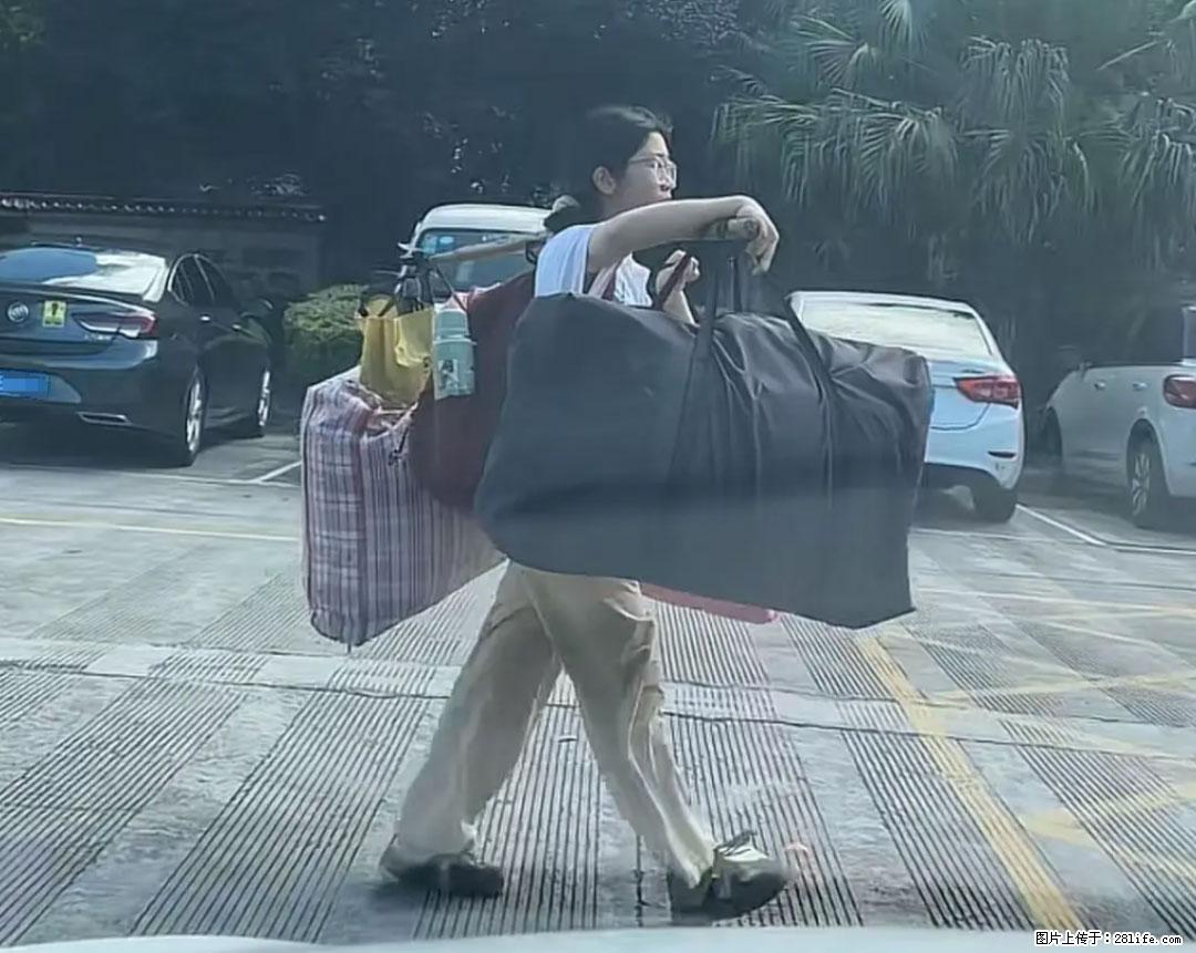 全网追的“扁担女孩”，找了一份暑假工，时薪12元 - 张家口生活资讯 - 张家口28生活网 zjk.28life.net